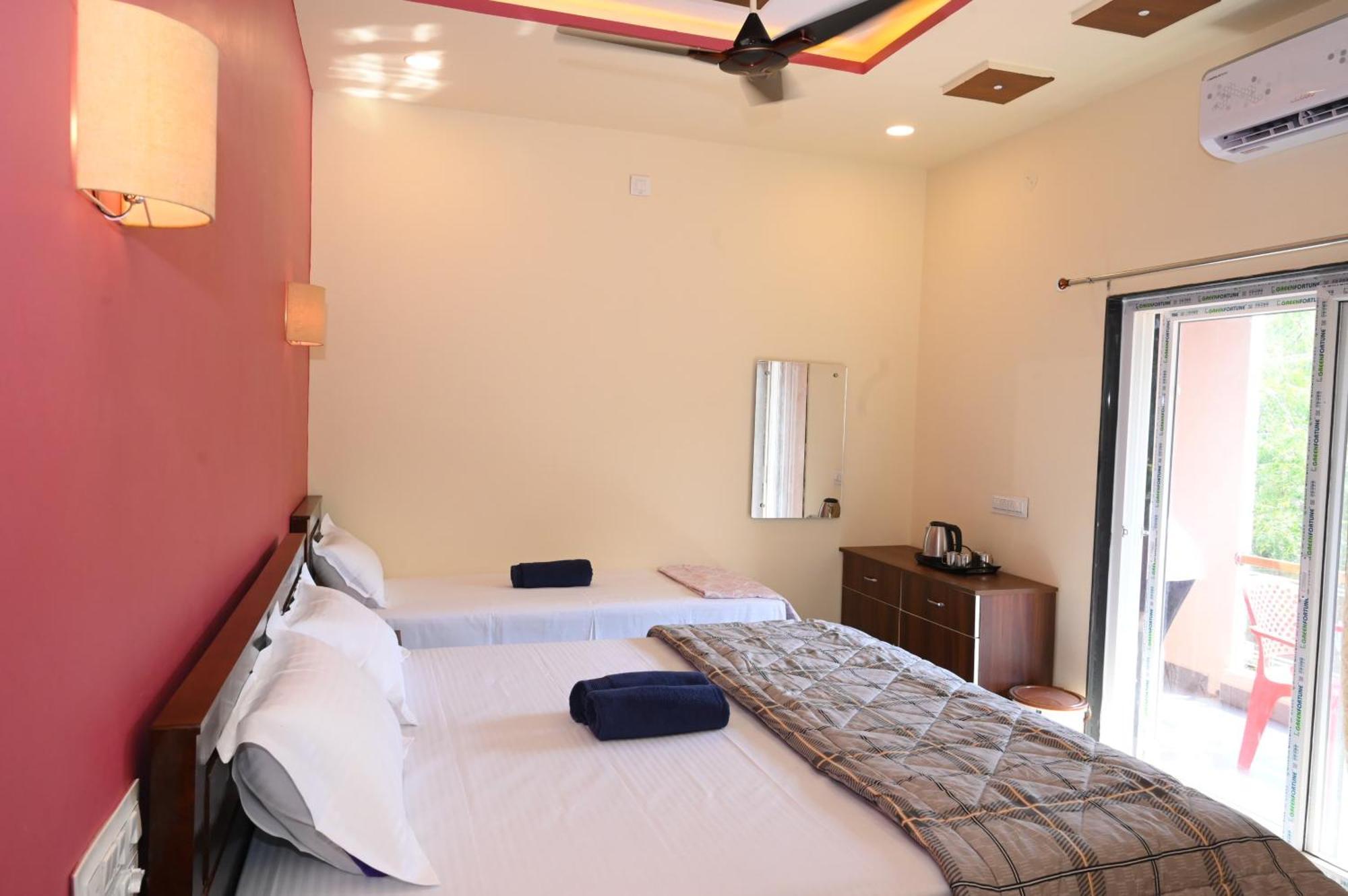Dream Hampi Villa & Home Stay Zewnętrze zdjęcie